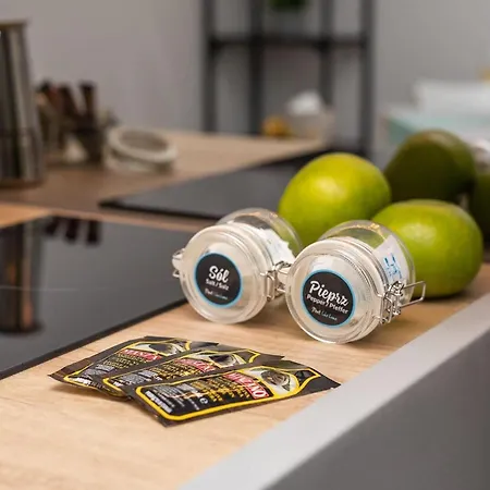 Kujawska 3 - Warm & Functional By Renters Varsovia