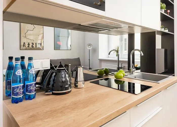 Kujawska 3 - Warm & Functional By Renters *