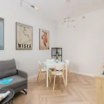 Kujawska 3 - Warm & Functional By Renters *